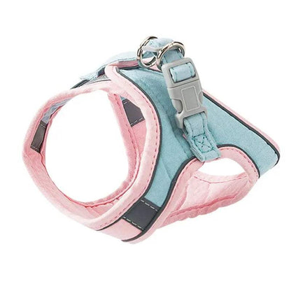 Adjustable Cat Harness SetAdjustable Cat Harness SetPaws And PensWhy an Adjustable Cat Harness is Essential

TAKING YOUR CAT OUTSIDE HAS NEVER BEEN SO CONVENIENT!
This cat leash is made of high-quality materials, so you can safelyPaws and pens