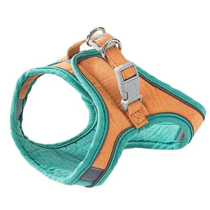 Adjustable Cat Harness SetAdjustable Cat Harness SetPaws And PensWhy an Adjustable Cat Harness is Essential

TAKING YOUR CAT OUTSIDE HAS NEVER BEEN SO CONVENIENT!
This cat leash is made of high-quality materials, so you can safelyPaws and pens