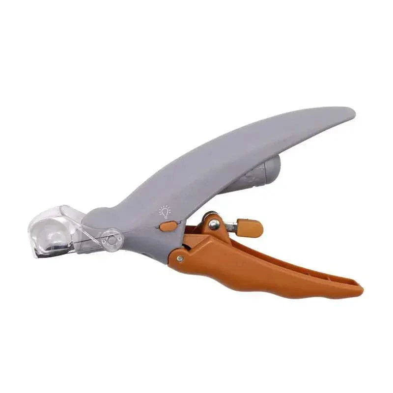 Dog nail clippers
